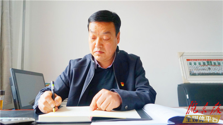 【脫貧攻堅(jiān)我來見證】脫貧攻堅(jiān)這份答卷，我們完成了